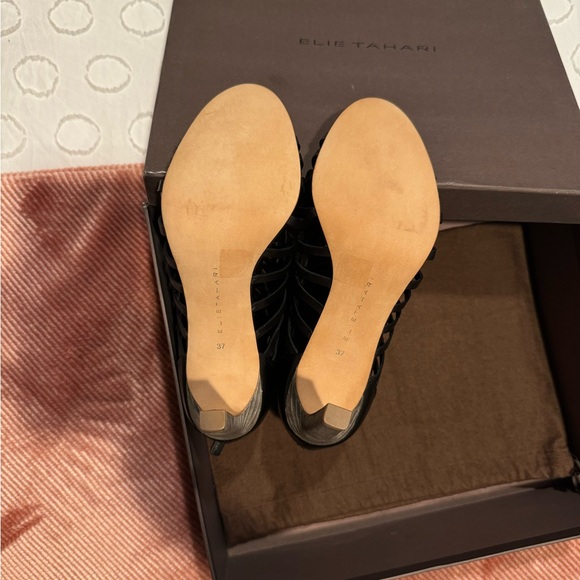 LIKE NEW - Elie Tahari Black Gladiator Strap Leather Heeled Sandals - Size 37 - Picture 10 of 16